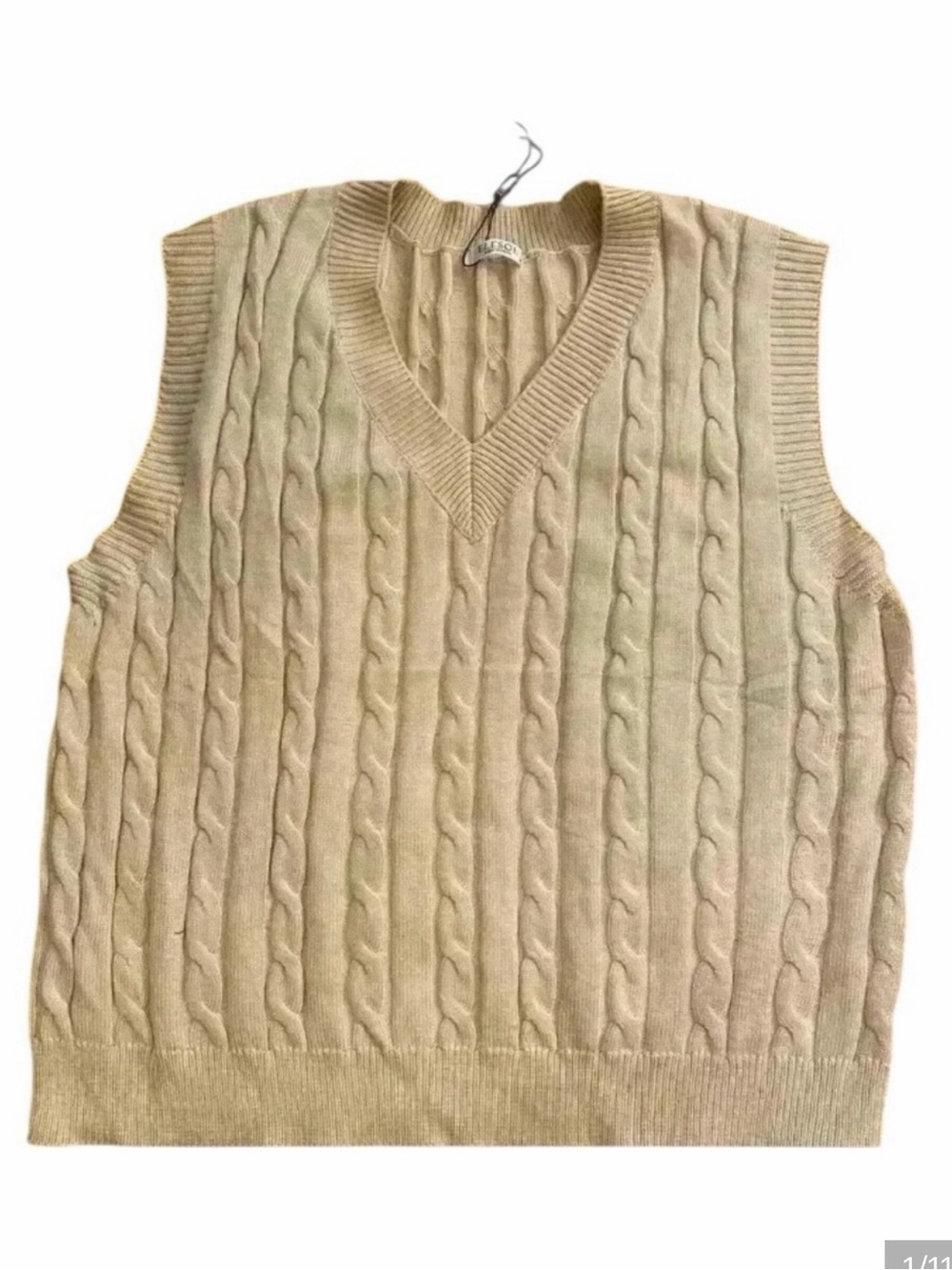 Women’s Cable Knit V-Neck Sweater Vest - Cream